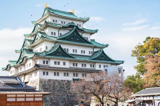 名古屋城是日本三大名城之一！
雖然現在天守閣整修中，但還是很值得來逛逛喔～

#名古屋城 #名古屋 #名古屋城天守閣 #日本 #名古屋景點 #日本名古屋 #日本景點 #nagoya #日本楓葉 #楓葉 #japan #japanphotography #japantrip #nagoyatrip #nagoyaphotography