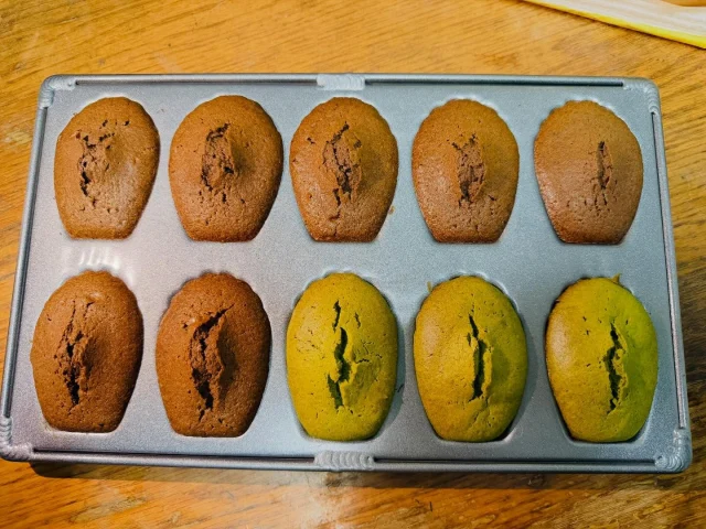 久違的烤瑪德蓮！！
本來想說太久沒做會不會失敗
結果成品很讚耶～～